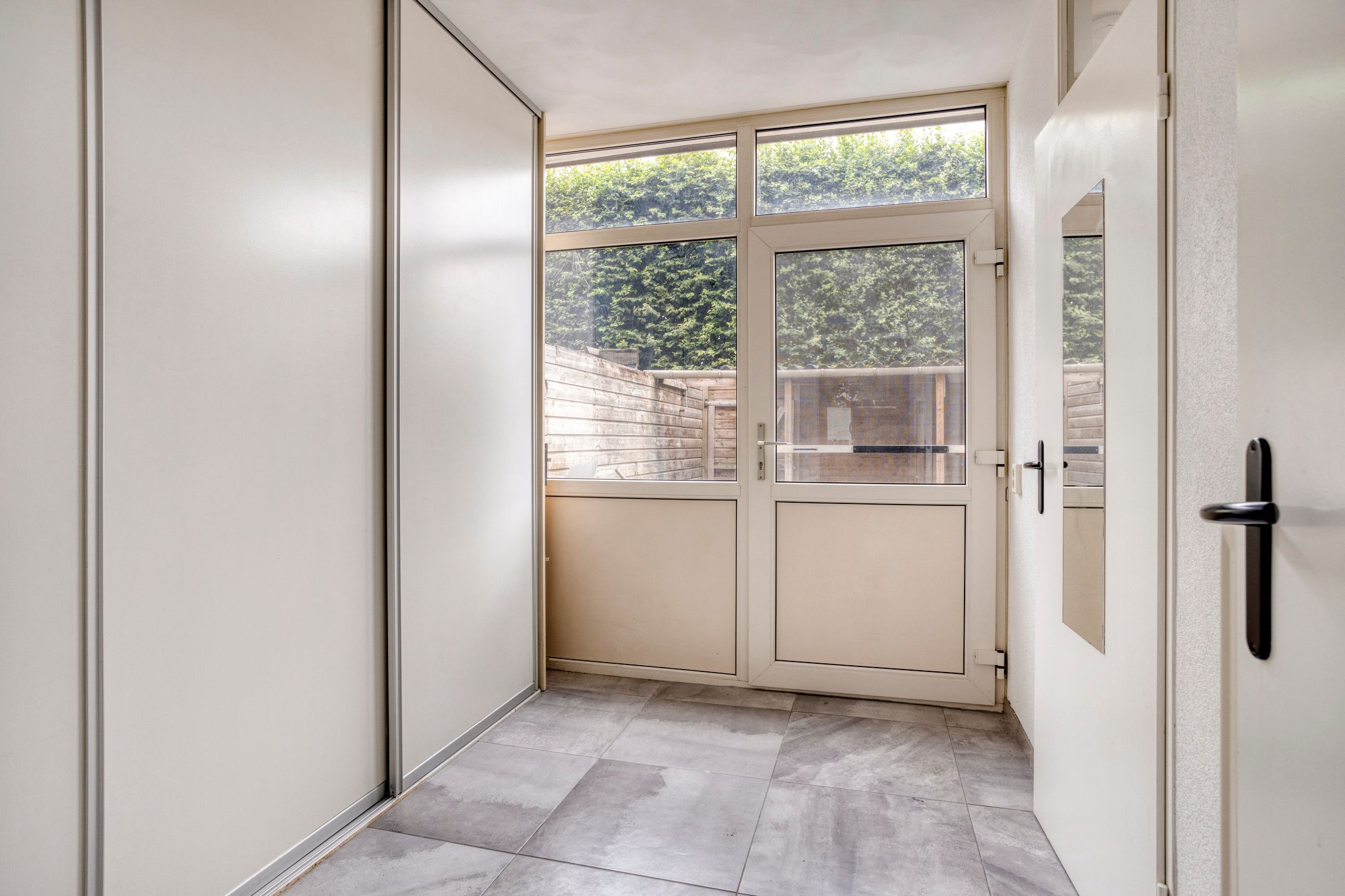 Photo 12 of Ter Hofstadlaan 18