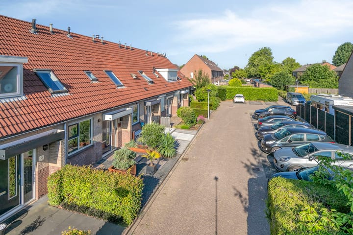 Foto 47 van Meerkoetplaats 28