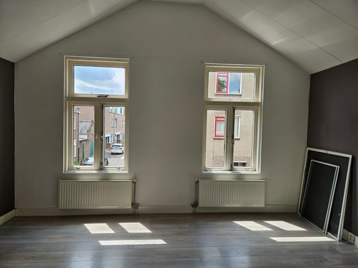 Foto 8 van Prins Hendrikstraat 60-A