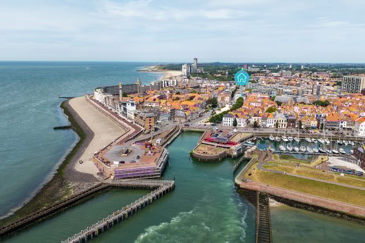 Foto 2 van Spuistraat 8