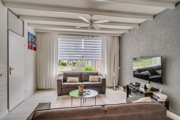 Photo 8 of Orwellstraat 28