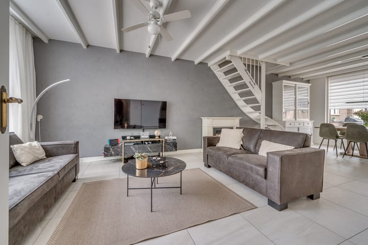 Photo 10 of Orwellstraat 28