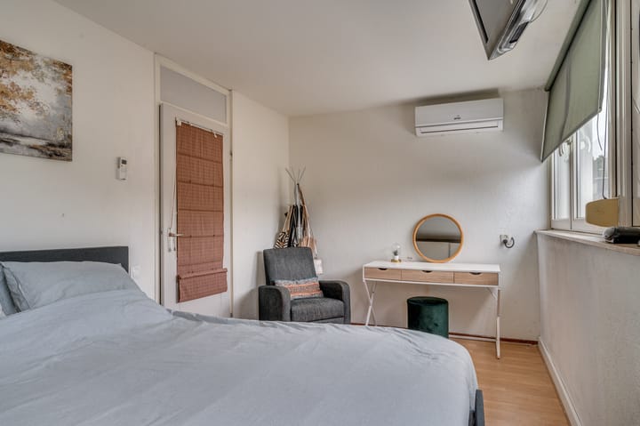 Photo 21 of Orwellstraat 28