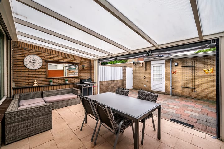 Photo 32 of Orwellstraat 28