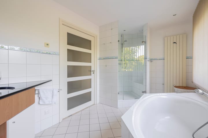 Foto 29 van van Oldenbarneveltlaan 14