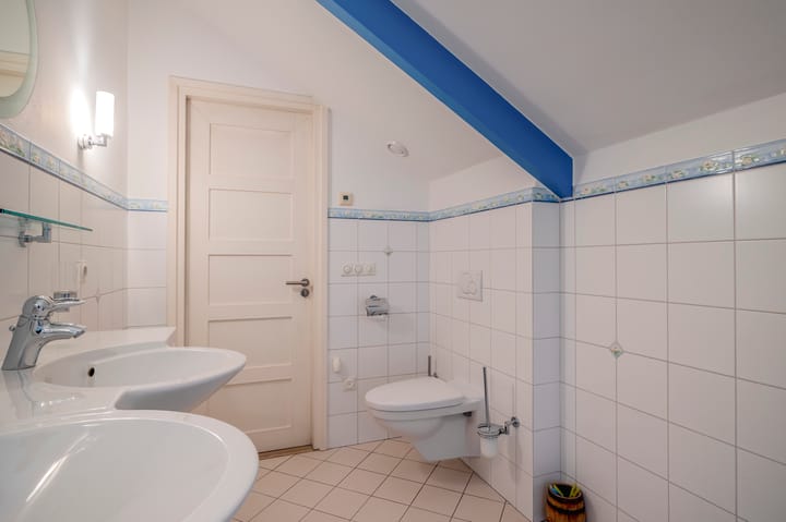 Foto 40 van van Oldenbarneveltlaan 14