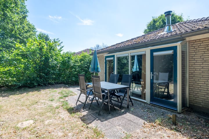 Foto 2 van Landweerswal 2-009