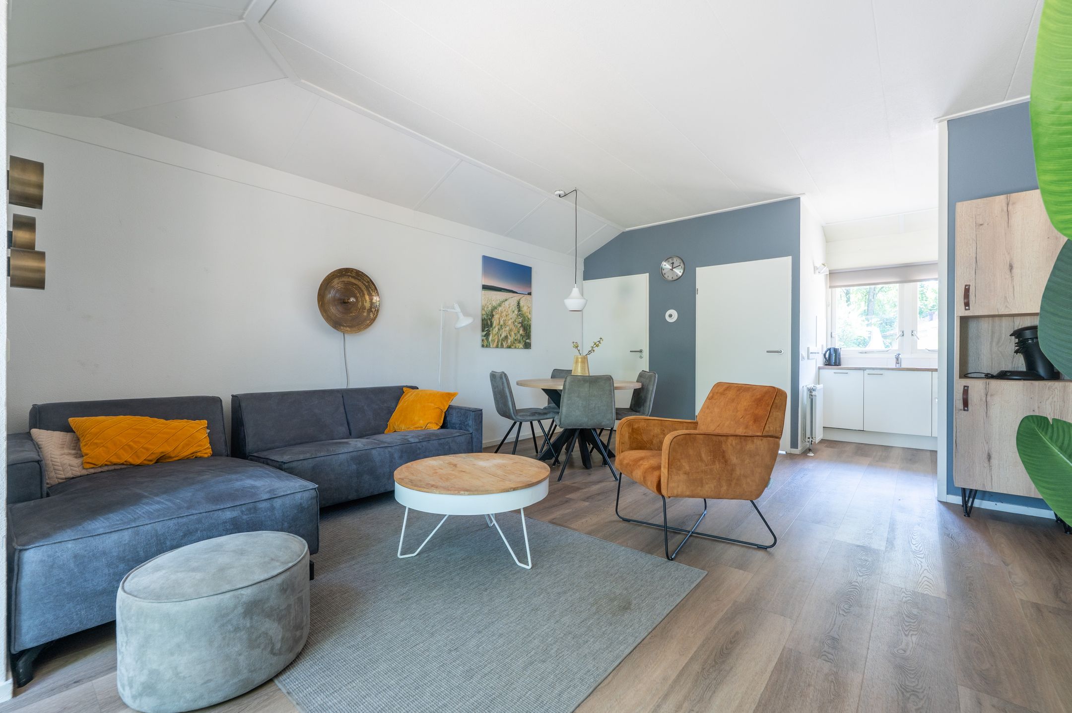 2-bedroom freehold villa in Braamt — photo 3 of 5