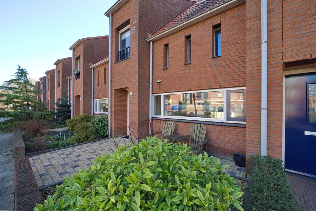 Foto 2 van Abrikozenplein 4