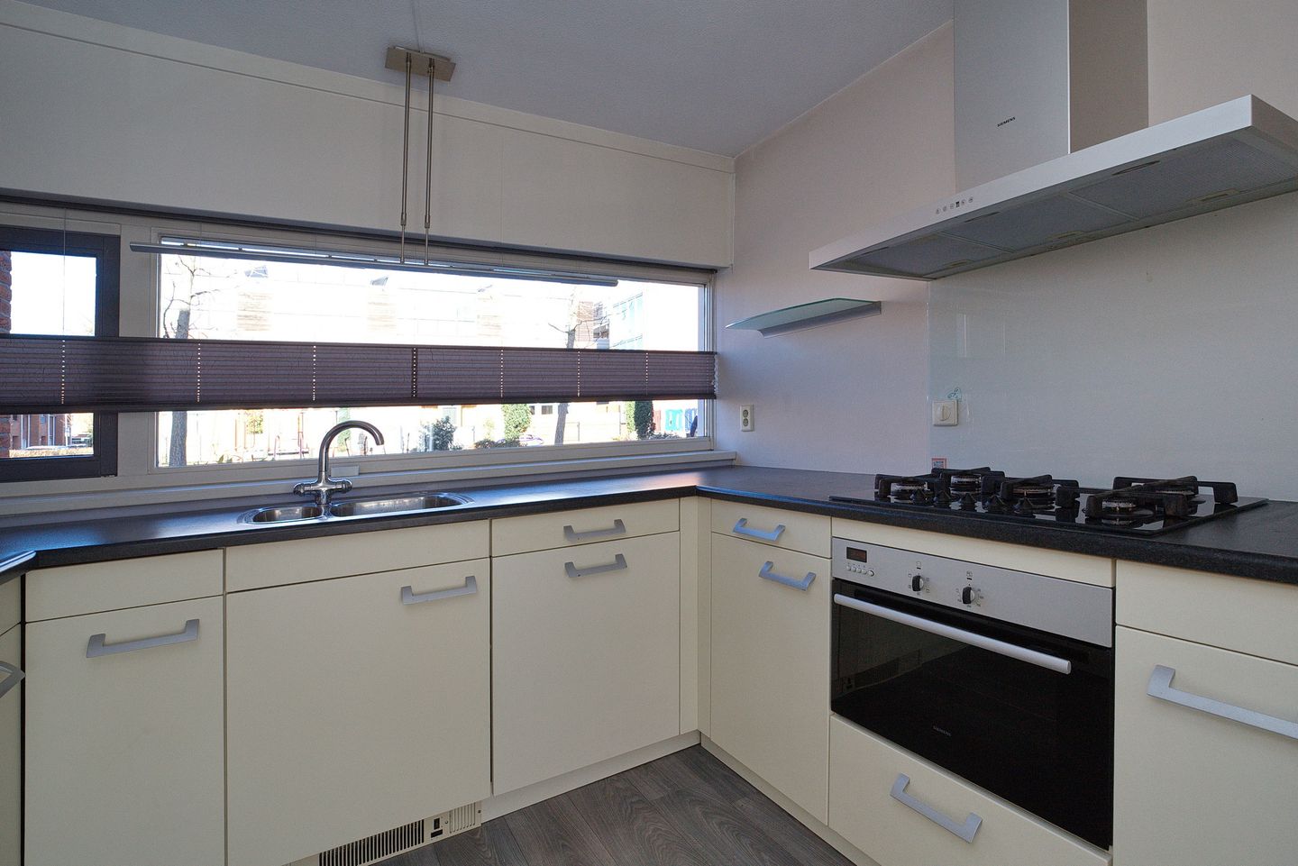 Foto 10 van Abrikozenplein 4