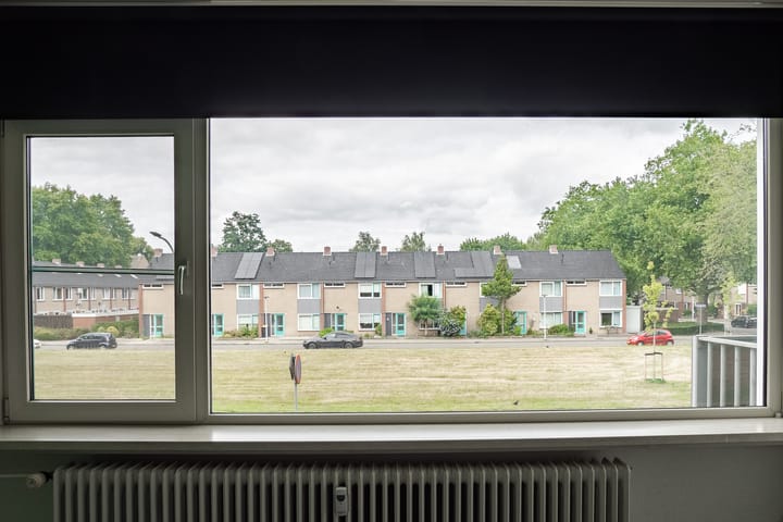 Foto 11 van Staringstraat 274