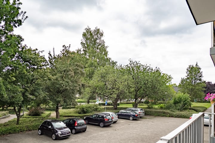 Foto 15 van Staringstraat 274