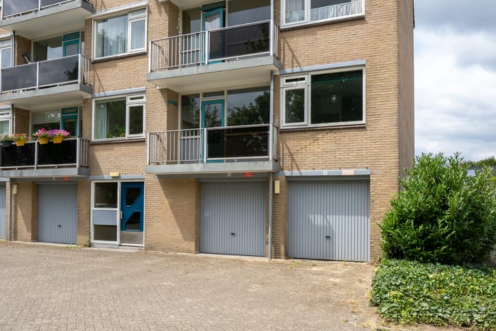 Foto 25 van Staringstraat 274