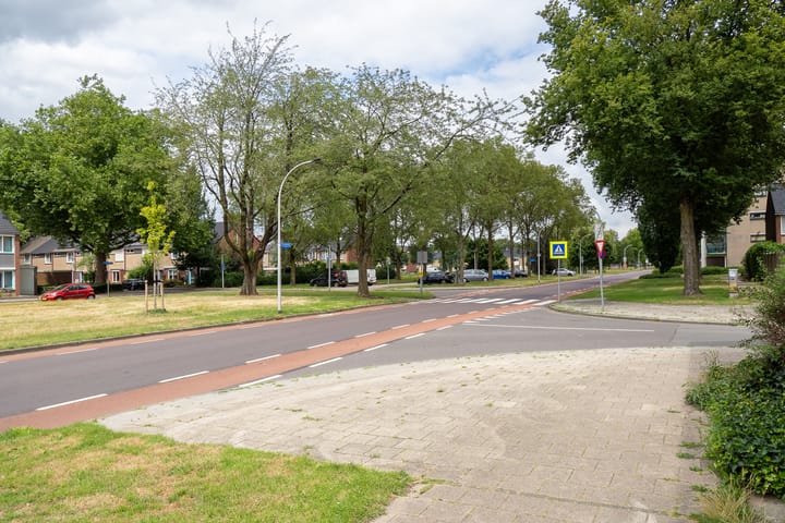 Foto 26 van Staringstraat 274