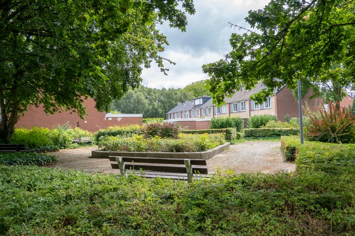 Foto 28 van Staringstraat 274