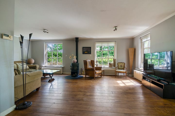 Photo 19 of Suvelstrjitte 5