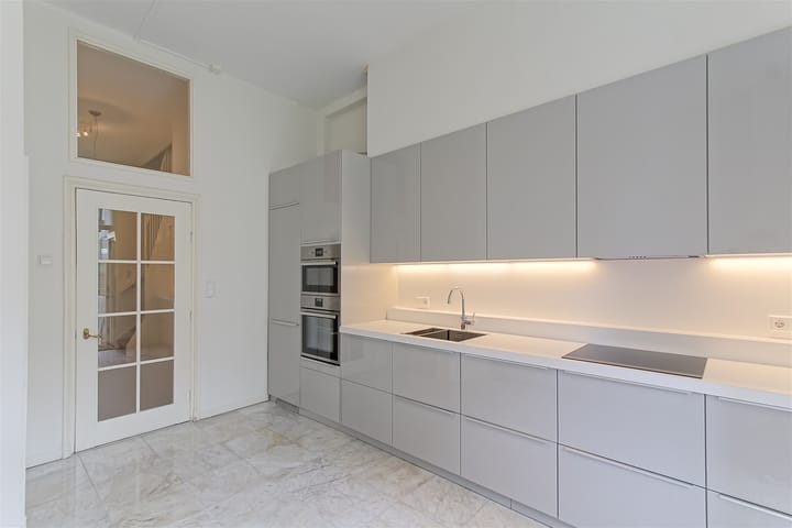 Foto 16 van De Lairessestraat 118-H