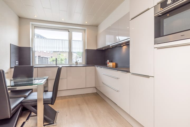 Photo 15 of Leyendecker 1