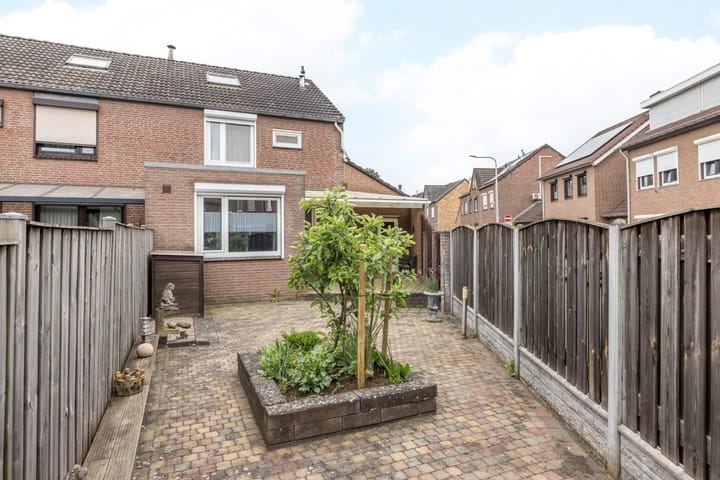 Photo 21 of Leyendecker 1