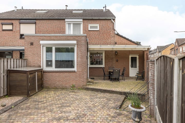 Photo 22 of Leyendecker 1