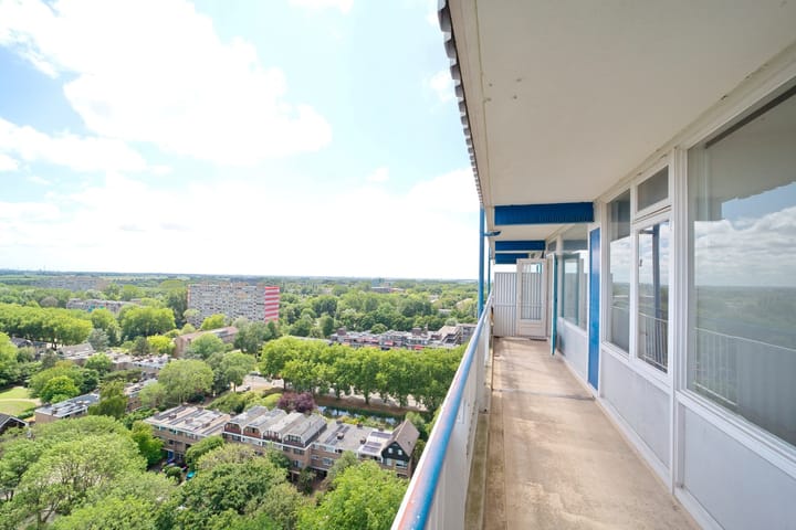 Foto 23 van Menno ter Braaklaan 243