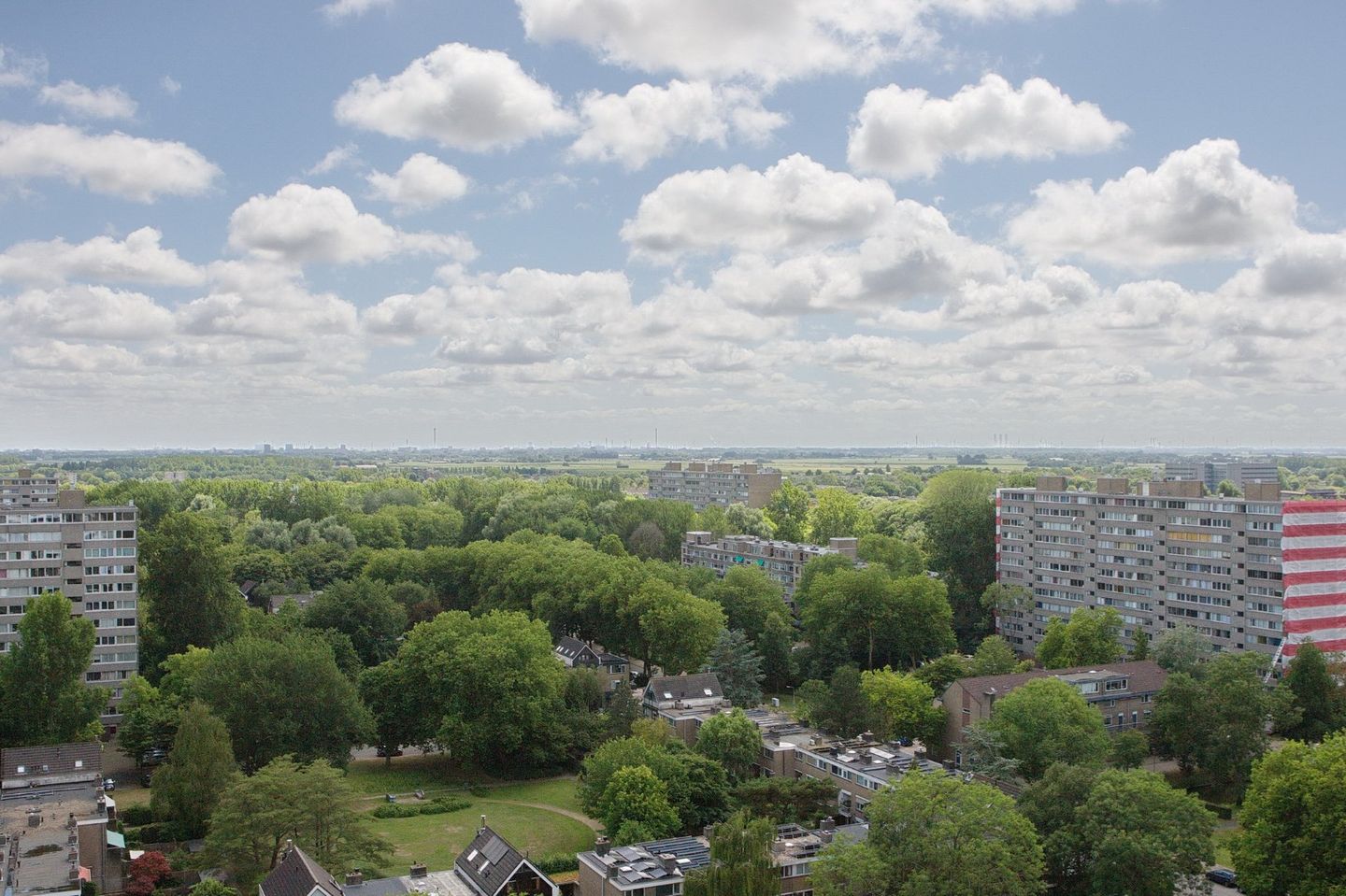 Foto 25 van Menno ter Braaklaan 243