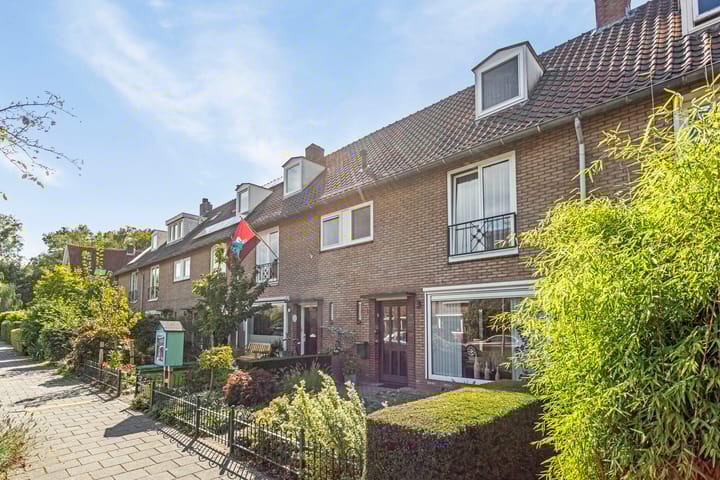 Photo 31 of Megenstraat 30