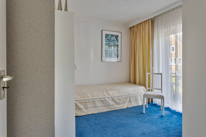 Photo 21 of Megenstraat 30