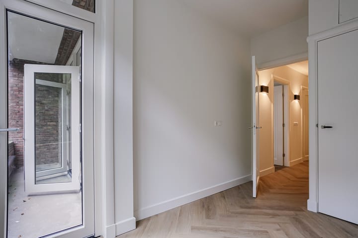 Foto 23 van Titiaanstraat 42-H