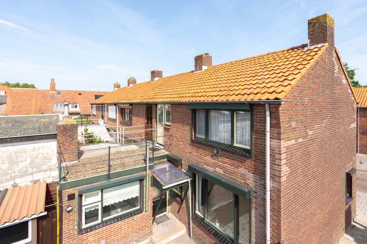 Photo 22 of Margrietstraat 7