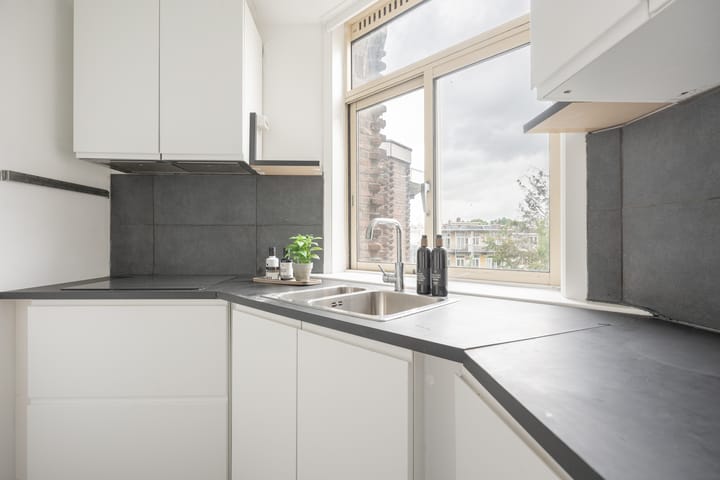 Photo 17 of Bestevâerstraat 80-3