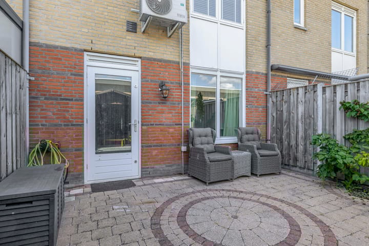 Foto 18 van Simone de Beauvoirstraat 89