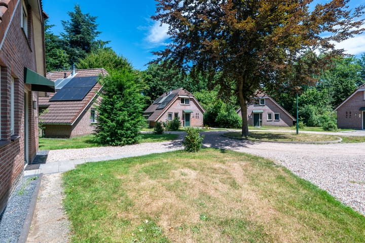 Foto 30 van Landweerswal 2-198