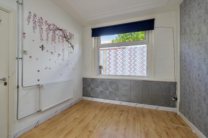 Foto 19 van Strevelsweg 134-A