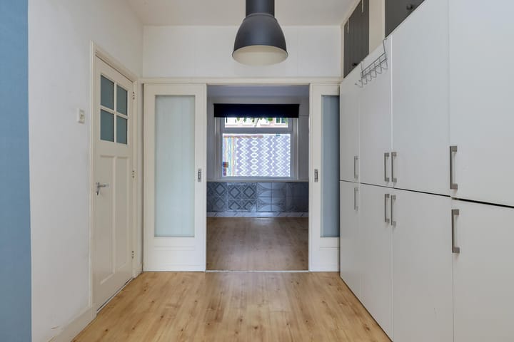 Foto 20 van Strevelsweg 134-A