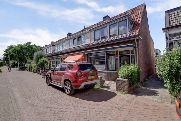 Photo 1 of Bloemstraat 30