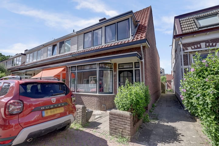Photo 33 of Bloemstraat 30