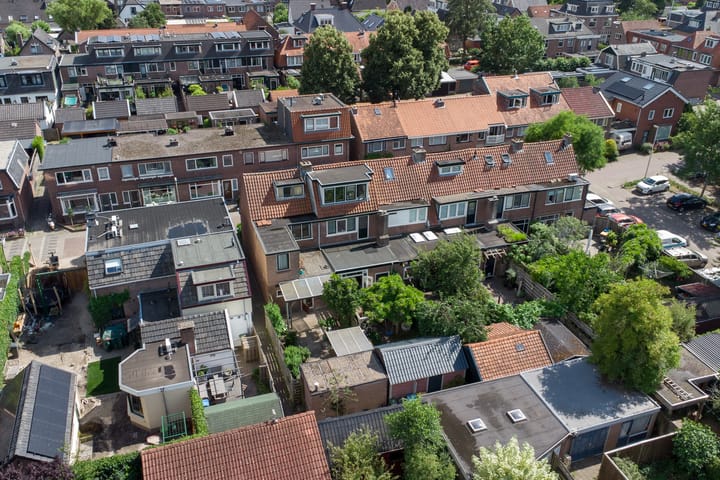 Photo 30 of Bloemstraat 30