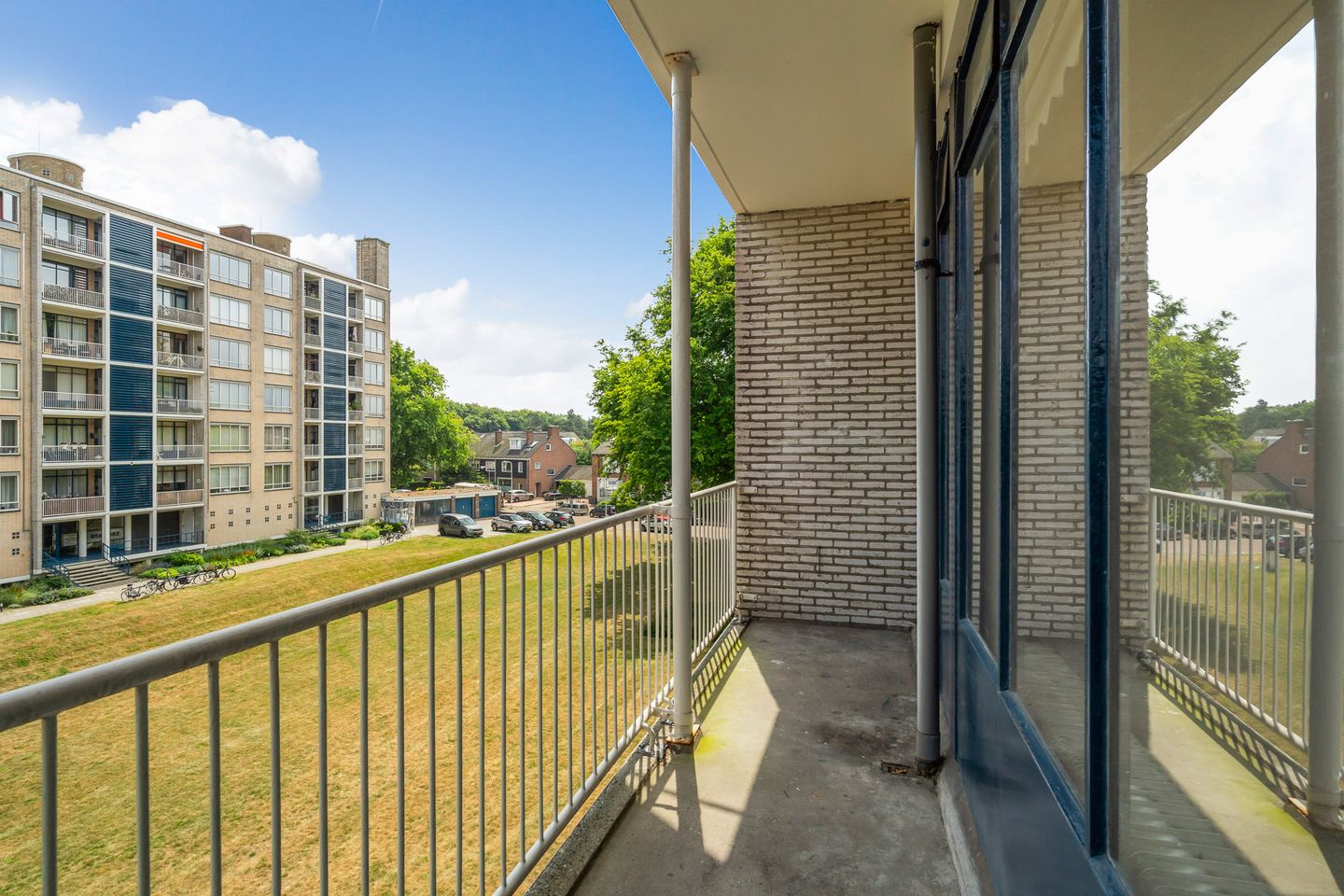 Photo 40 of Van Alkemadelaan 1040