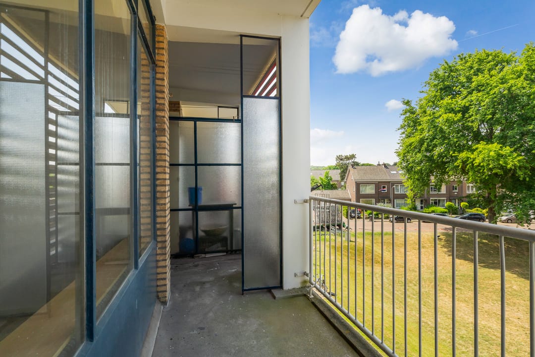 Photo 41 of Van Alkemadelaan 1040