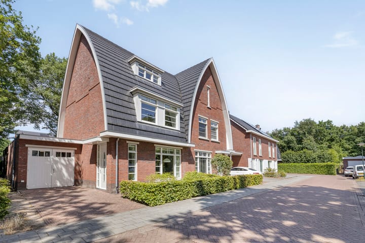 Foto 1 van Berghoeve 16