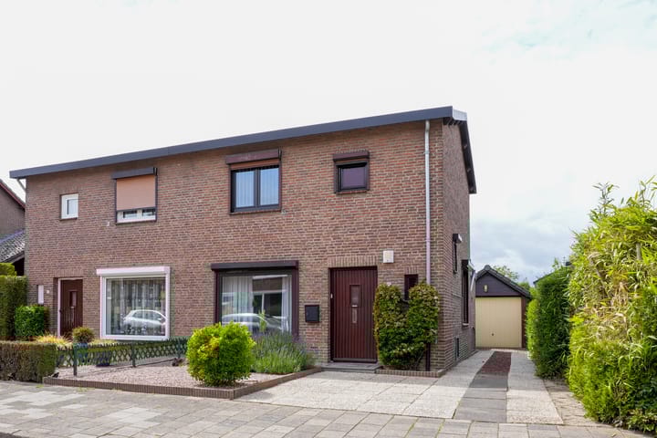 Foto 1 van Pastoor Pendersstraat 13