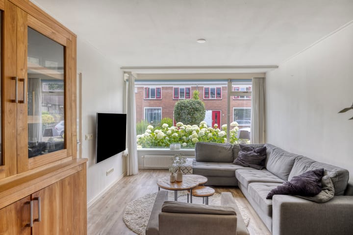 Foto 8 van Helmichstraat 17