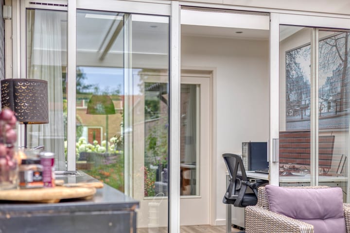 Foto 9 van Helmichstraat 17