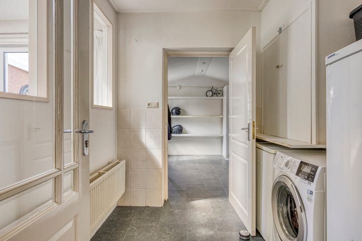 Foto 11 van Helmichstraat 17