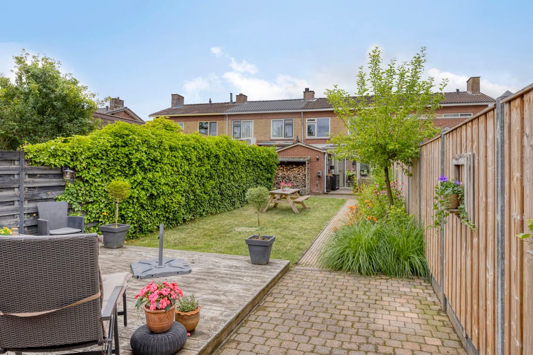 Foto 23 van Helmichstraat 17