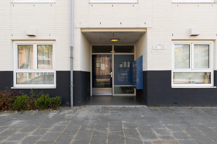 Photo 12 of Daniël Defoelaan 131