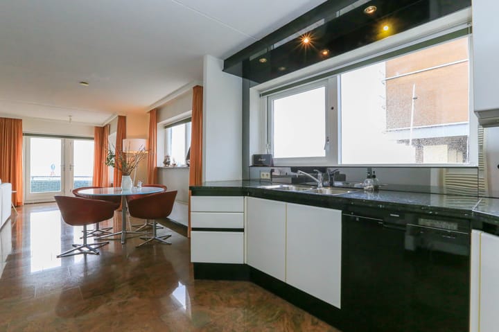 Foto 18 van Scheveningseslag 73