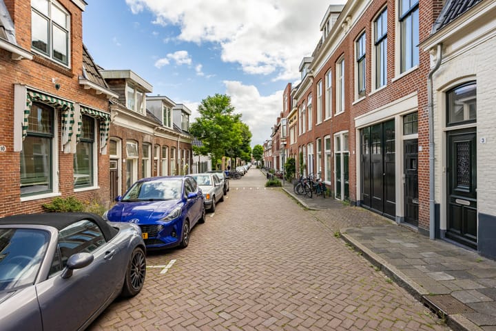 Foto 6 van Warmoesstraat 17