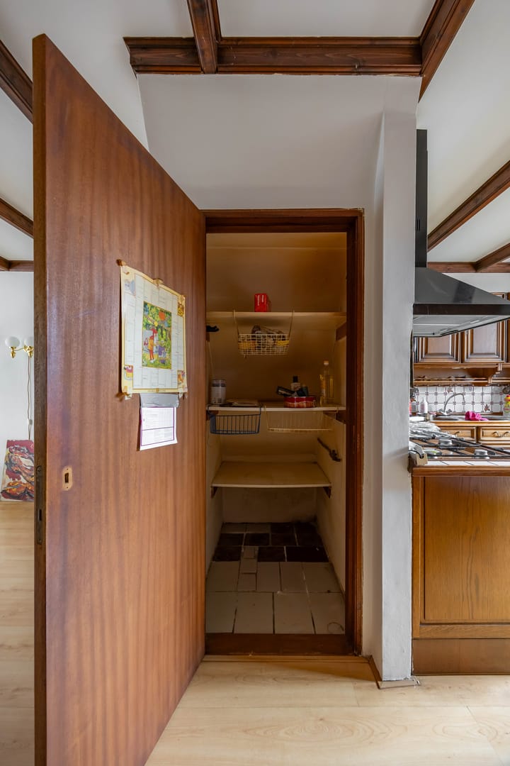 Foto 16 van Warmoesstraat 17